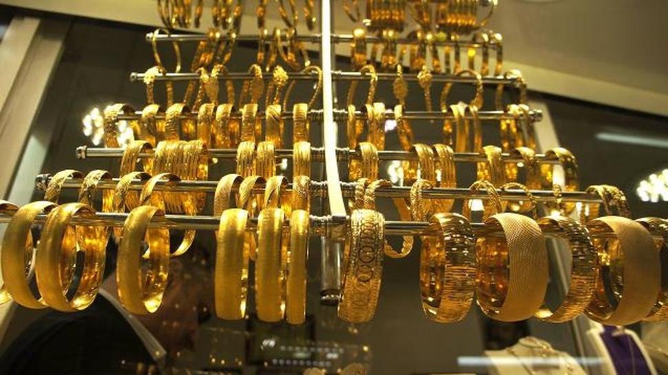 Adliyede b�y�k vurgun: 1.5 kiloluk alt�n� kuyumcuda bozdu