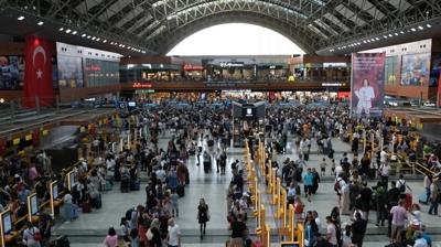 Havalimanlar�nda yeni d�nem! Ruhsat ve denetim s�re�leri yenilendi
