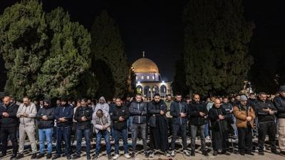 ��gal g�lgesinde Ramazan heyecan�... Harem-i �erif'te ilk teravih k�l�nd�