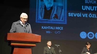 Kahtal� M��e vefat y�ld�n�m�nde �ark�lar�yla an�ld�!