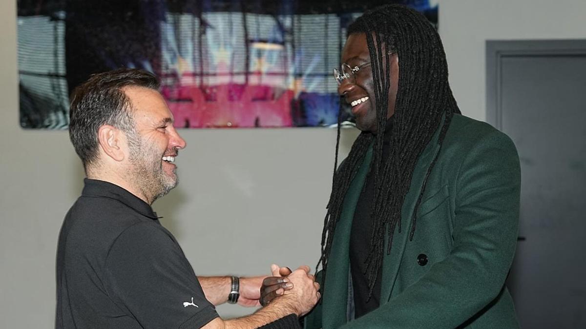 Gomis Galatasaray Juventus foto�raflar� resimleri