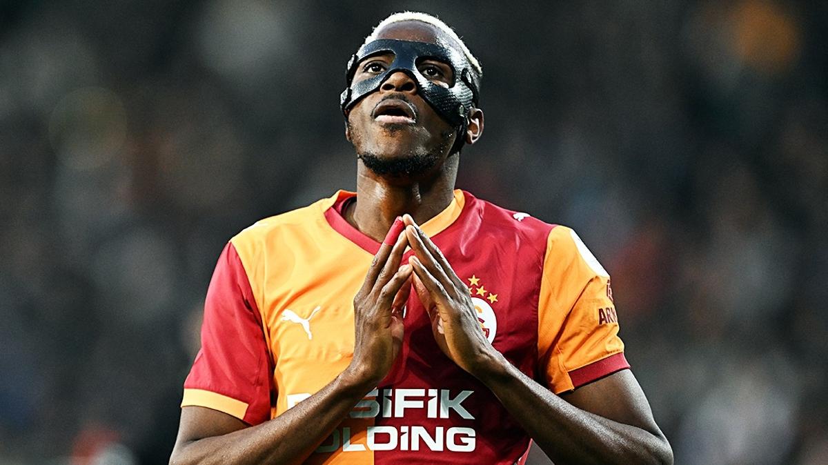 Galatasaray Victor Osimhen Juventus foto�raflar� resimleri