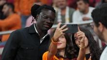 Bafetimbi Gomis'ten Galatasaray'a ''ba�ar�lar'' payla��m�