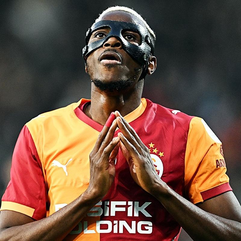 Victor Osimhen �talyan bas�n�na konu�tu! 'Avrupa'da iz b�rakmak istiyoruz'