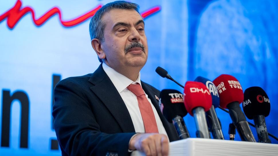 Bakan Tekin'den muhalefete belgeli cevap: Lütfedip okusalar anlayacaklar