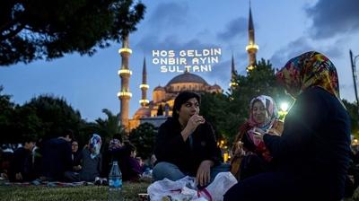 �lk iftar I�d�r'da, son iftar �anakkale'de yap�lacak
