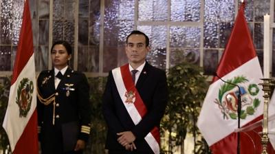 Peru'da ge�ici Devlet Ba�kan� g�revden al�nd�