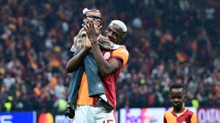 Gelir gelmez a�k� anlad�m