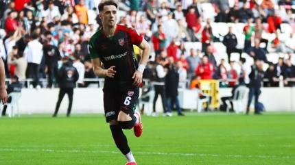 Kar��yaka'ya Alpay Ero�lu'ndan k�t� haber