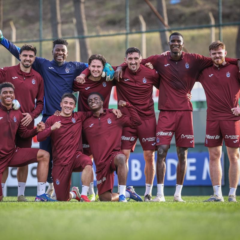 Trabzonspor, Gaziantep ma�� �ncesi �al��malar� ara vermeden s�rd�rd�