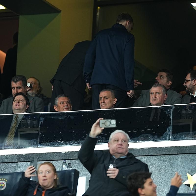 Bakan Bak, Fenerbah�e - Nottingham Forest ma��n� stadyumda izledi