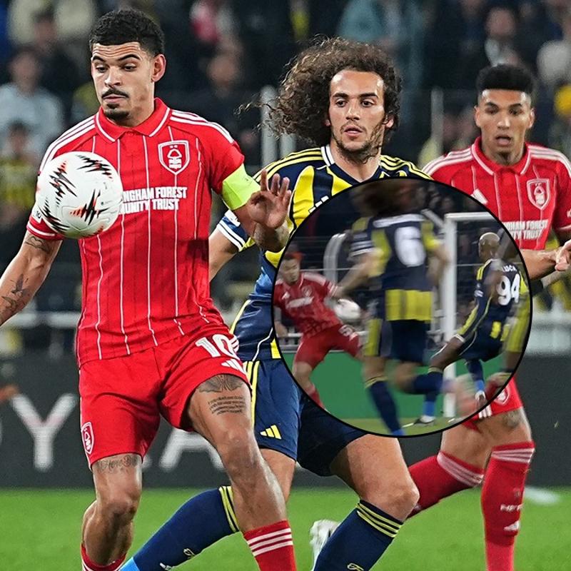 Kad�k�y'de penalt� itiraz�! ��te ceza sahas�nda ya�anan o pozisyon...