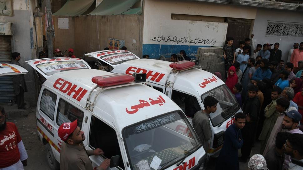 Karaçi'de patlama: Çok sayıda can kaybı var