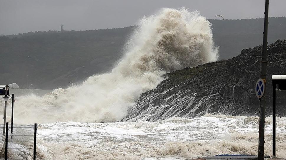 Marmara'nın ve Ege'nin batı kesimleri için kuvvetli rüzgar uyarısı