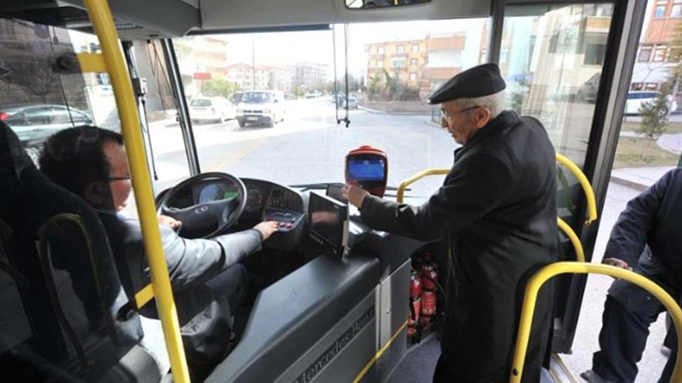 Sivas'ta toplu taşıma şampiyonu: 65 yaş kartıyla tam 3 bin 365 kez otobüse bindi