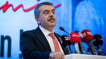 Bakan Tekin: B�t�n de�erlerimizi �ocuklar�m�za kazand�rmak istiyoruz