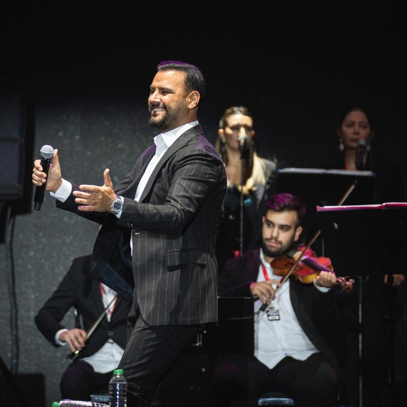 Umreye gitti! Ramazan'�n ilk g�n� payla�t��