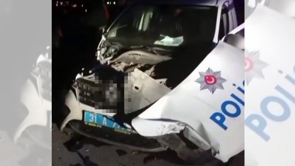Alkollü sürücü dehşeti! 2 polis yaralı