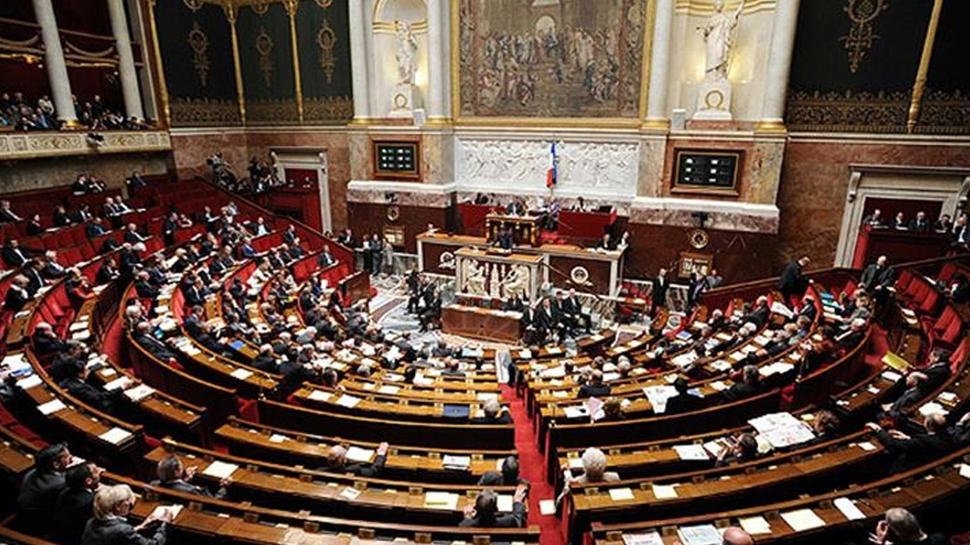 Fransa Siyonistlerin ekmeğine yağ sürecek! Yasa tasarısı parlamentoya sunulacak