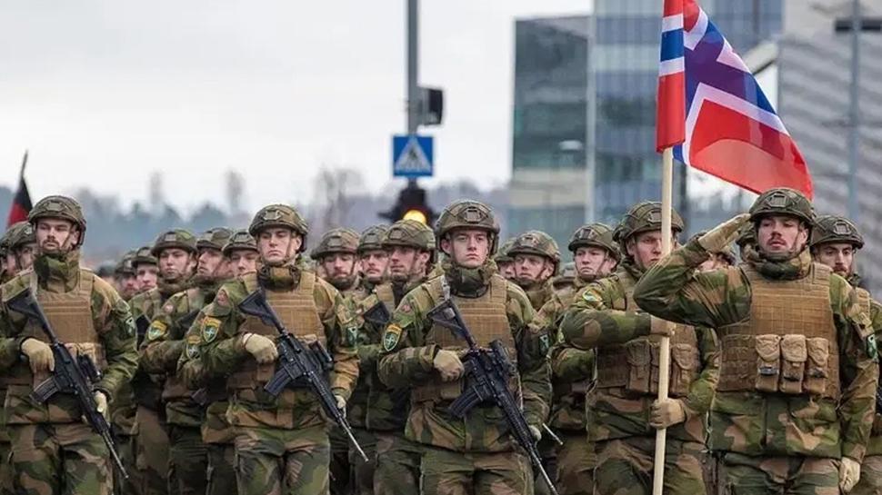 Norveç, Irak'taki askerlerini geri çekti