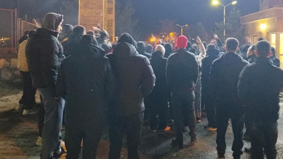 Sivasspor taraftarından tesislerde tepki