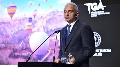 Bakan Ersoy: Tarihi ba�ar�larla �lkemiz �st liglere ��km��t�r