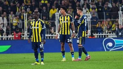 Fenerbah�e havlu att�!