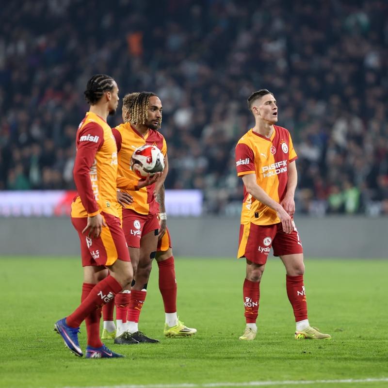 Galatasaray, S�per Lig'de 10 ma� sonra ma�lubiyet ya�ad�