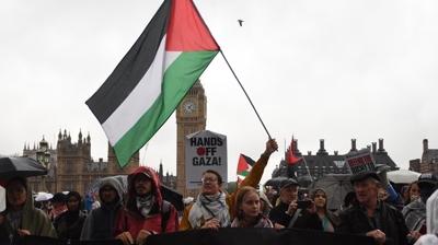 �ngiltere'de Filistin'e b�y�k destek! 1000'den fazla �ye imza att�