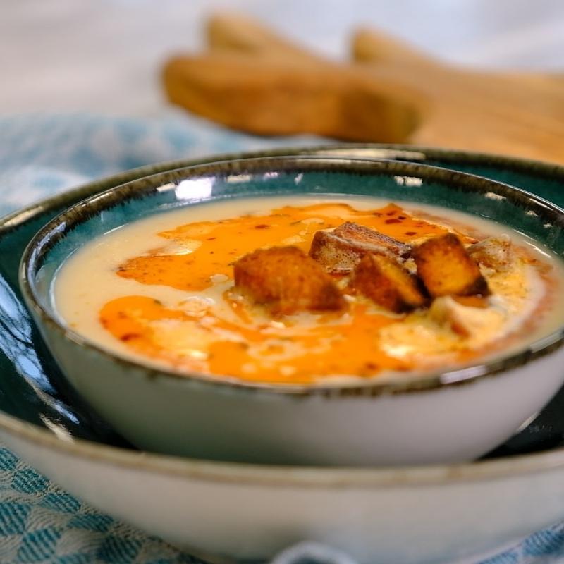 �ftara �e�mi Nigar �orbas� tarifi! Kruton ekmekle enfes �orba