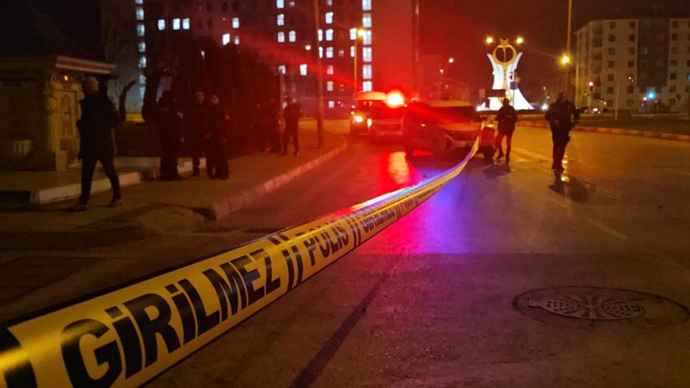 Polis harekete ge�ti! Kur�unlar�n hedefi yine ayn� restoran oldu