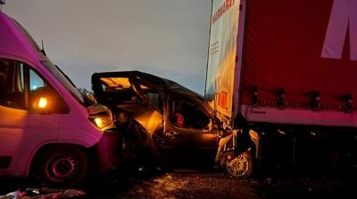 Anadolu Otoyolu'nda zincirleme kaza: 16 ara� birbirine girdi