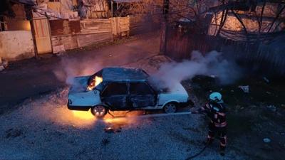 Tart��t��� babas�n�n arac�n� yakt�