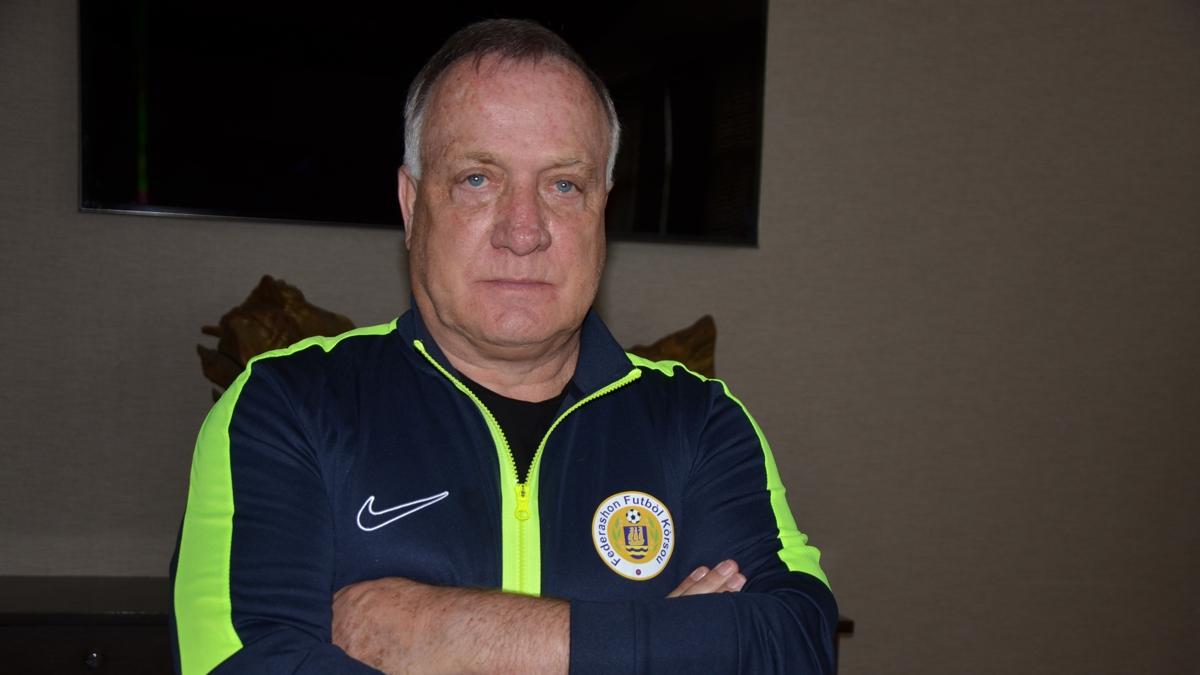 dick advocaat cura�ao milli tak�m foto�raflar� resimleri