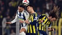 Fenerbah�e trib�nlerinden Cenk Tosun'a tepki!