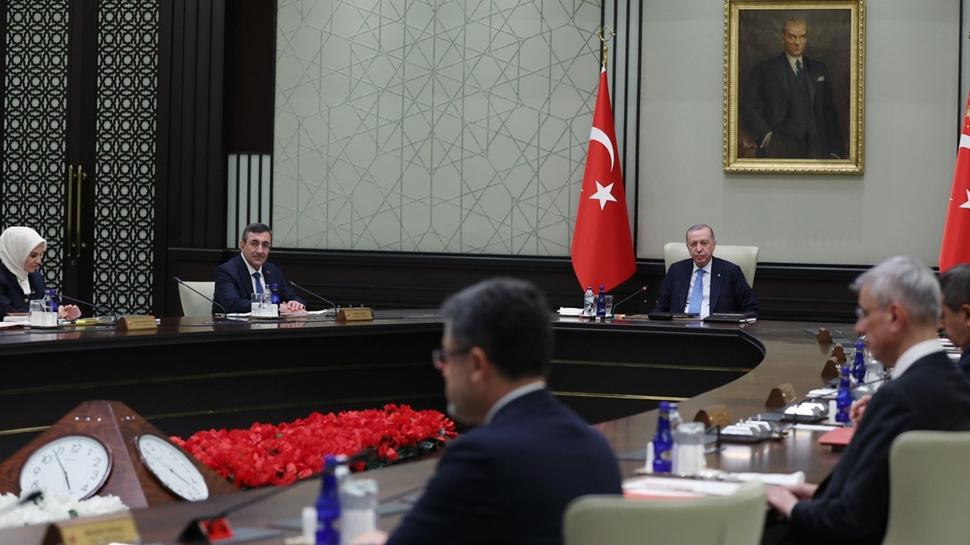 Yeni bakanlarla ilk zirve! Be�tepe'de yo�un mesai: Ter�r, Suriye, Gazze ve �ran masada