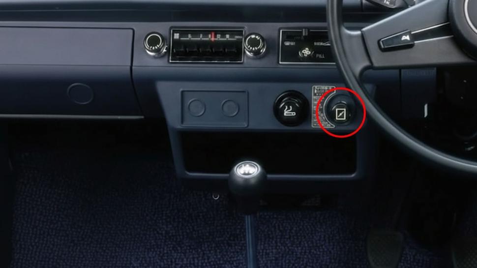 Y�zde 92 bilemedi: Z ku�a��n�n tan�makta zorland��� otomobil �zelli�i