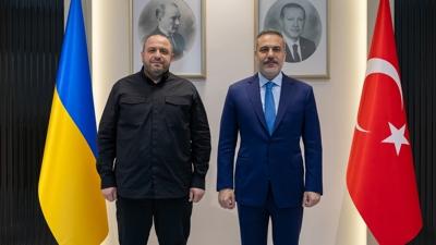 Bakan Fidan Ukrayna Ulusal G�venlik ve Savunma Konseyi Sekreteri Umerov ile g�r��t�