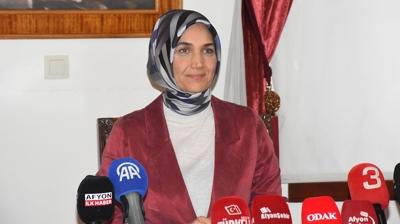 Bir ilke imza atm��t�! Yi�itba�� t�renle u�urland�