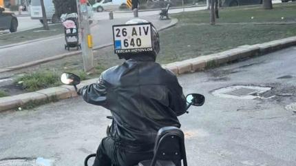 D��en plakas�n� kask�na bantlay�p yoluna devam etti