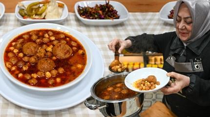 iftara ne pi�irsem diyenlere anal� k�zl� tarifi! Adanal�lar�n vazge�ilmezi