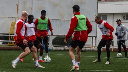 Samsunspor, Konferans Ligi mesaisine ba�lad�