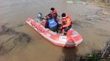 AFAD ekiplerinden Meri� ve Tuna Nehri'nde kurtarma operasyonu