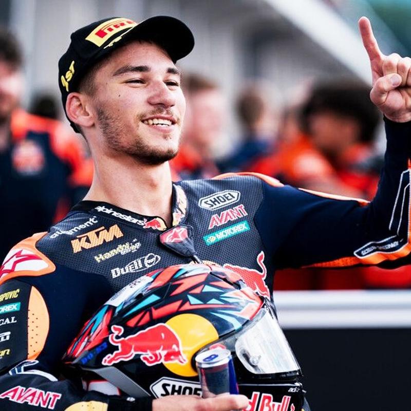 Deniz �nc�, Tayland'da piste ��k�yor