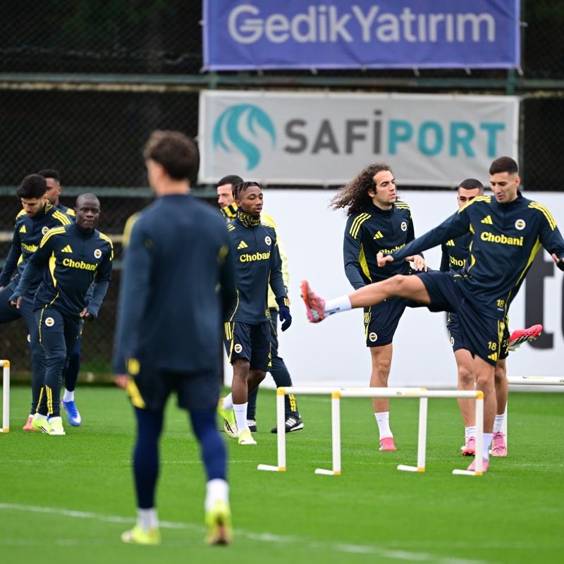 Fenerbah�e, Nottingham Forest ma��na haz�r