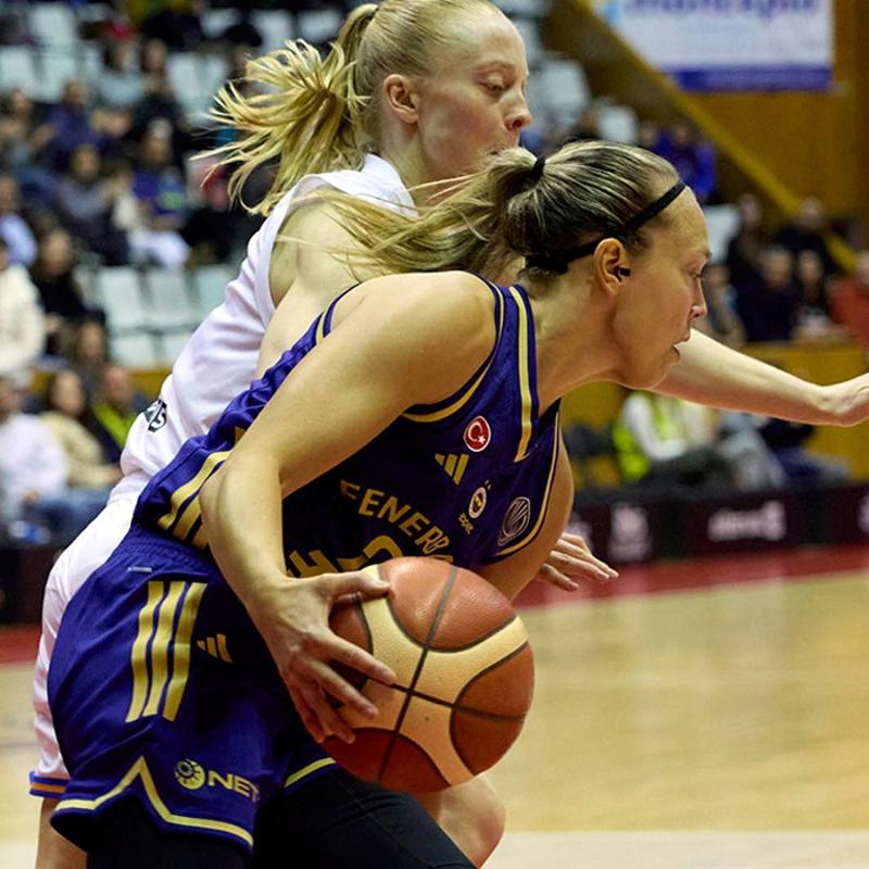 Fenerbah�e Opet, Final-Four biletini kapt�!