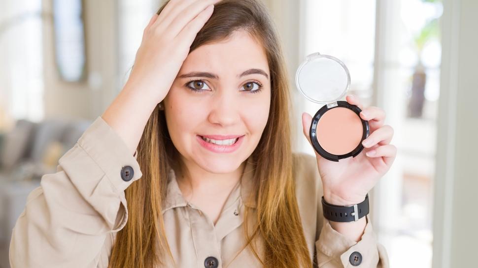 Neden fond�tenin pullan�yor? (As�l sebebi nemlendirici de�il!)