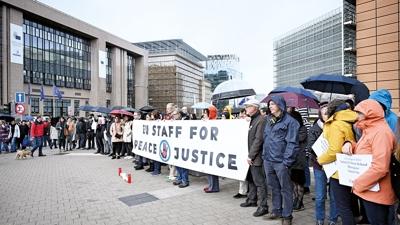 AB'den katille kanl� ticaret