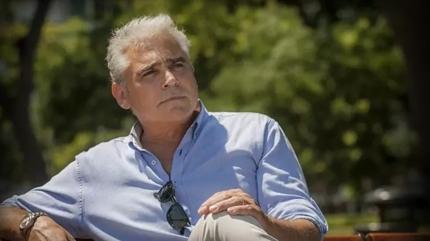 Vefat�n�n �zerinden 2 y�l ge�ti! E�inden Tolga Savac� i�in a�latan s�zler