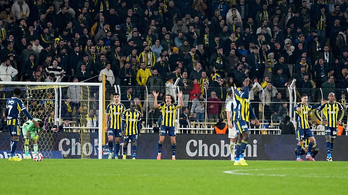 fenerbah�e s�per lig futbol foto�raflar� resimleri